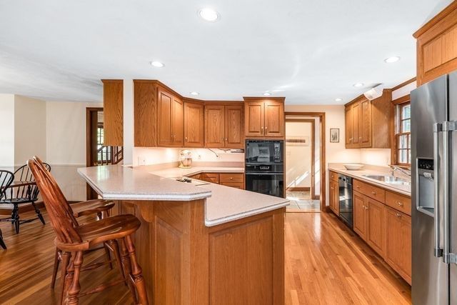 6 Donald Road, Hamilton, MA 01982