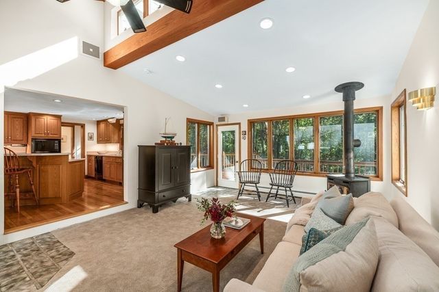 6 Donald Road, Hamilton, MA 01982