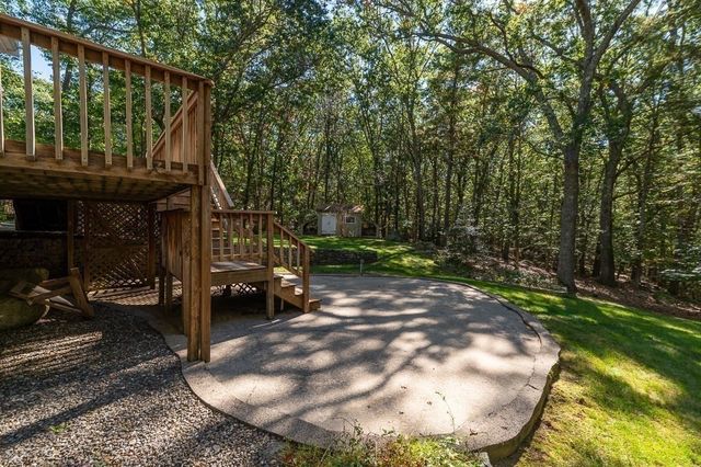 6 Donald Road, Hamilton, MA 01982