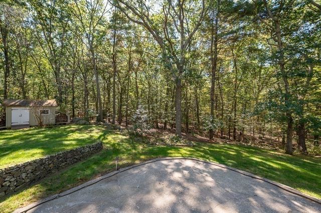 6 Donald Road, Hamilton, MA 01982