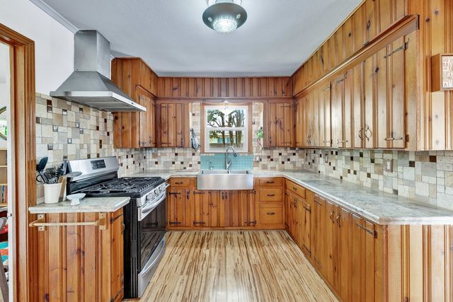 2837 Townsend Drive, Fort Worth, TX 76110