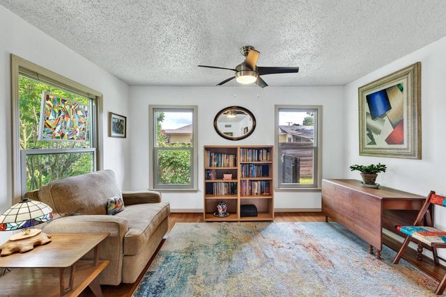 2837 Townsend Drive, Fort Worth, TX 76110