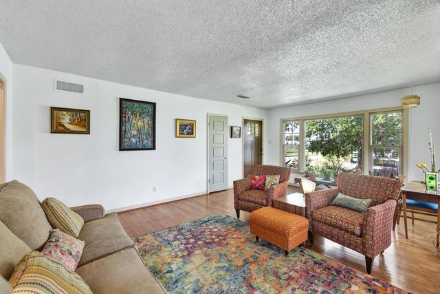 2837 Townsend Drive, Fort Worth, TX 76110