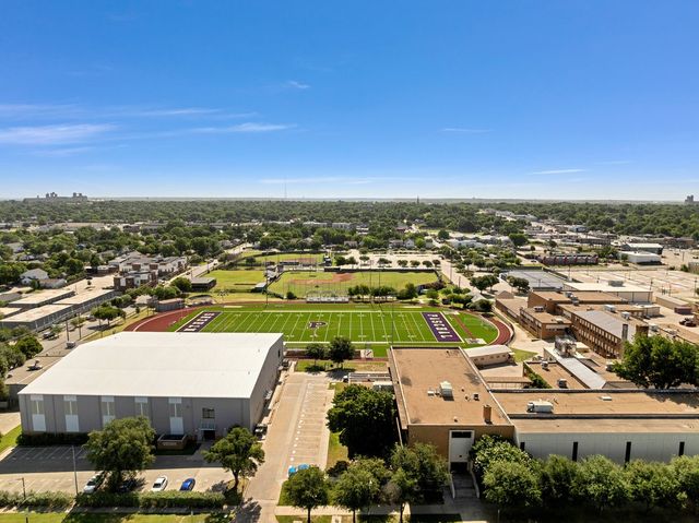 2837 Townsend Drive, Fort Worth, TX 76110