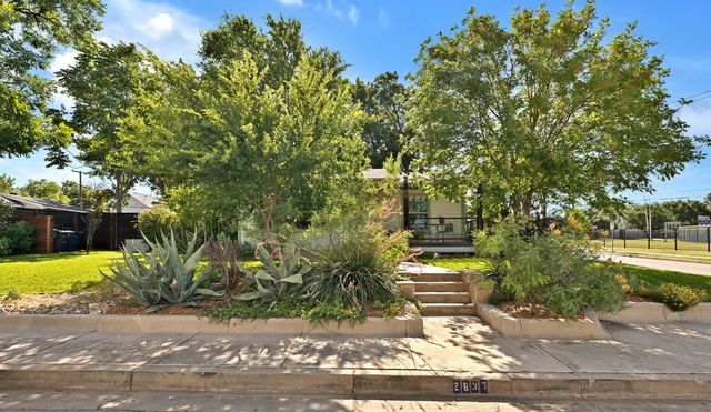 2837 Townsend Drive, Fort Worth, TX 76110