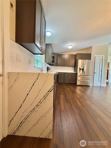 1311 104th St E, Tacoma, WA 98445