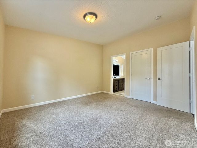 1311 104th St E, Tacoma, WA 98445