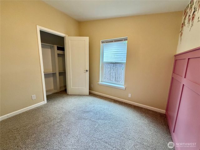 1311 104th St E, Tacoma, WA 98445