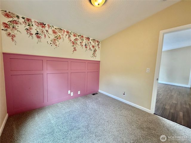 1311 104th St E, Tacoma, WA 98445