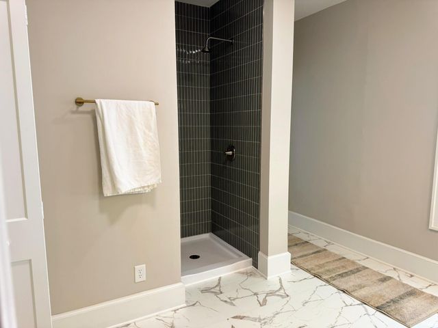 1220 Bayard Park Drive, Evansville, IN 47714