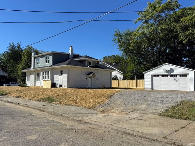 1220 Bayard Park Drive, Evansville, IN 47714