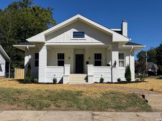 1220 Bayard Park Drive, Evansville, IN 47714