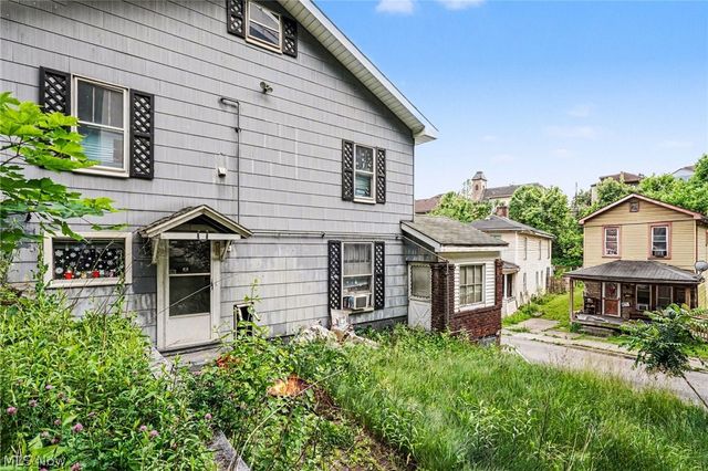 229 McLister Avenue, Mingo Junction, OH 43938
