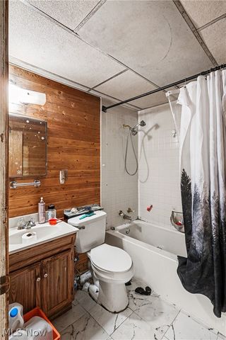 229 McLister Avenue, Mingo Junction, OH 43938