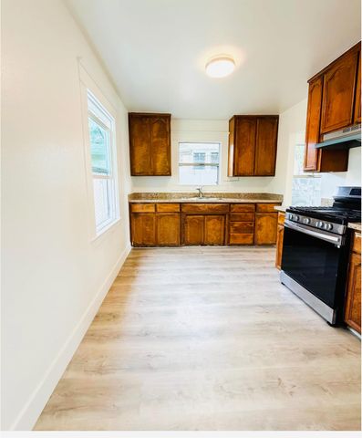 2117 E Washington St, Stockton, CA 95205