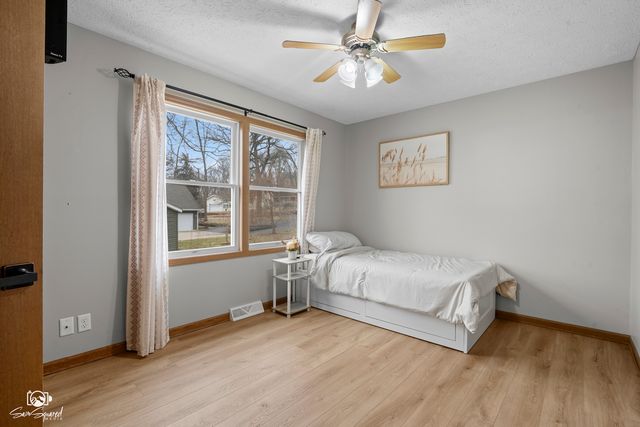 1937 W Potawatomie Trail, Kankakee, IL 60901