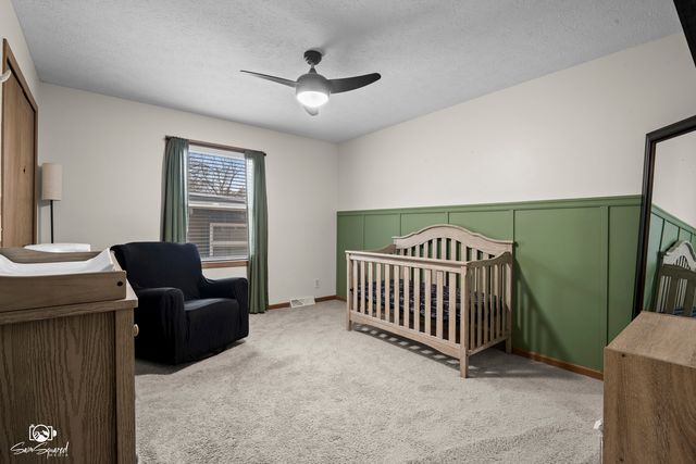 1937 W Potawatomie Trail, Kankakee, IL 60901