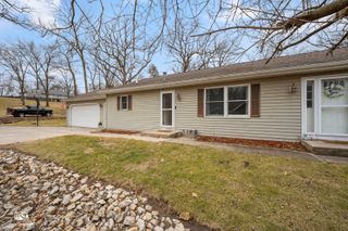 1937 W Potawatomie Trail, Kankakee, IL 60901