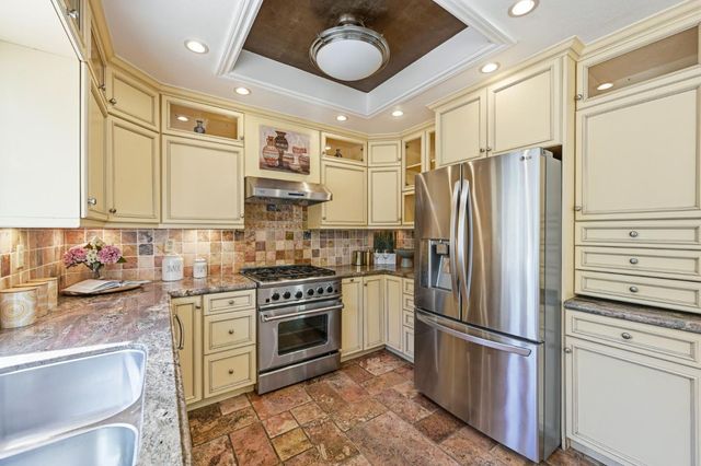 18819 Sydney Circle, Castro Valley, CA 94546