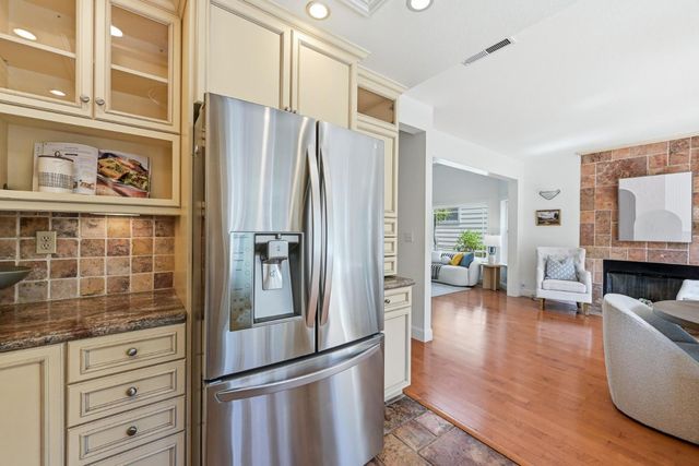 18819 Sydney Circle, Castro Valley, CA 94546