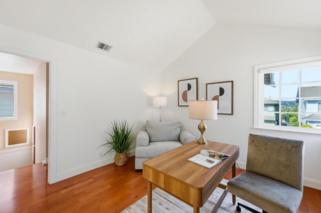 18819 Sydney Circle, Castro Valley, CA 94546