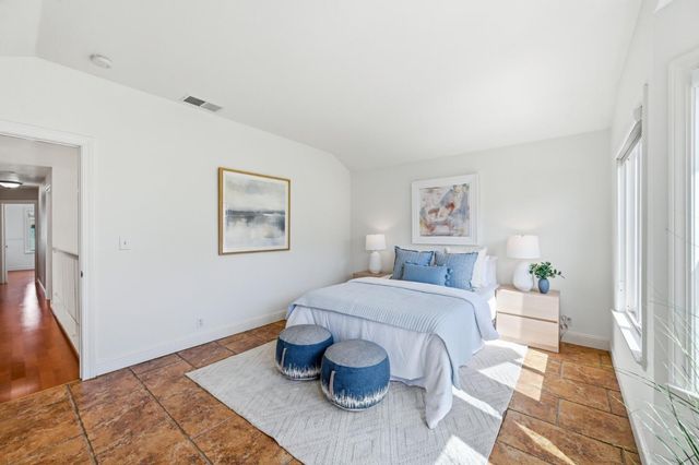18819 Sydney Circle, Castro Valley, CA 94546