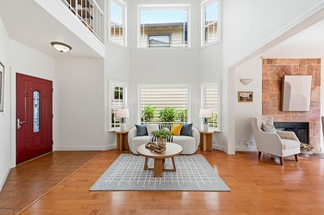 18819 Sydney Circle, Castro Valley, CA 94546