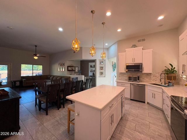 3487 E THORNTON Avenue, Gilbert, AZ 85297
