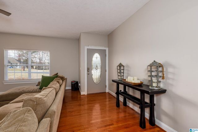 535 MAGNOLIA CIRCLE, Warrior, AL 35180