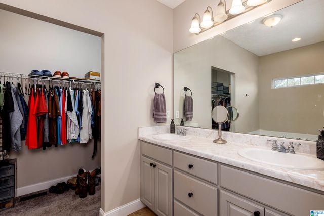 535 MAGNOLIA CIRCLE, Warrior, AL 35180