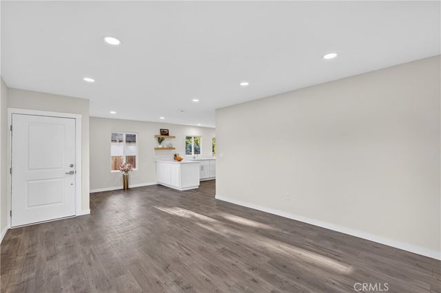 6626 San Miguel, Paramount, CA 90723