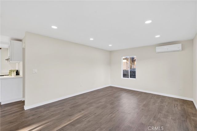 6626 San Miguel, Paramount, CA 90723