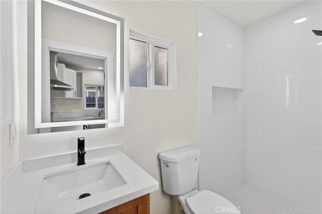 6626 San Miguel, Paramount, CA 90723