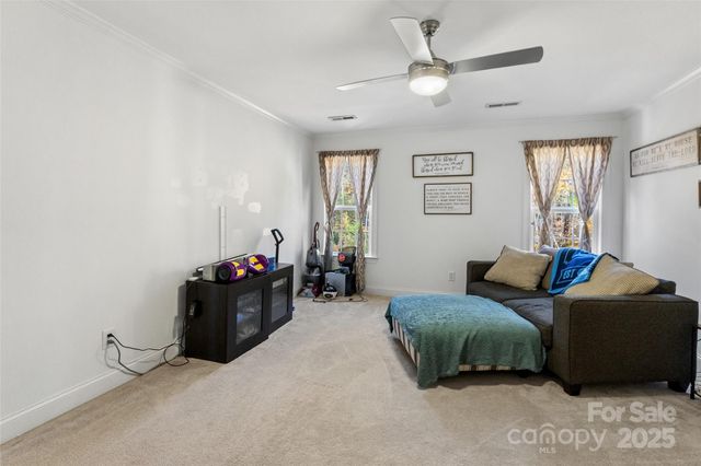 1030 Benson Drive, Cherryville, NC 28021