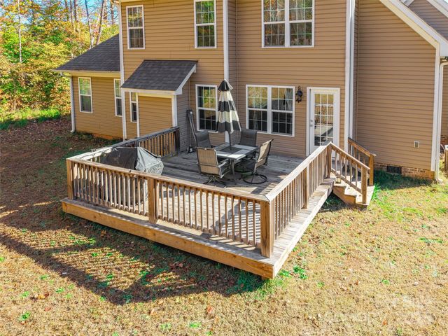 1030 Benson Drive, Cherryville, NC 28021