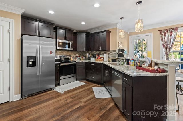 1030 Benson Drive, Cherryville, NC 28021