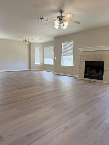 7821 Tee DR, Austin, TX 78747