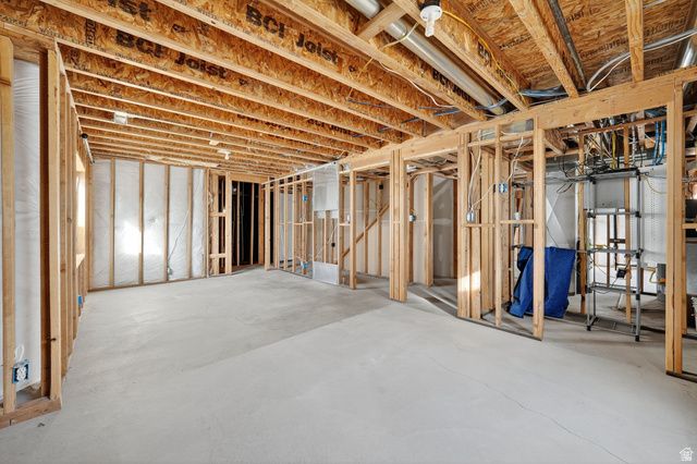 4056 N RUSSELL RD, Eagle Mountain, UT 84005