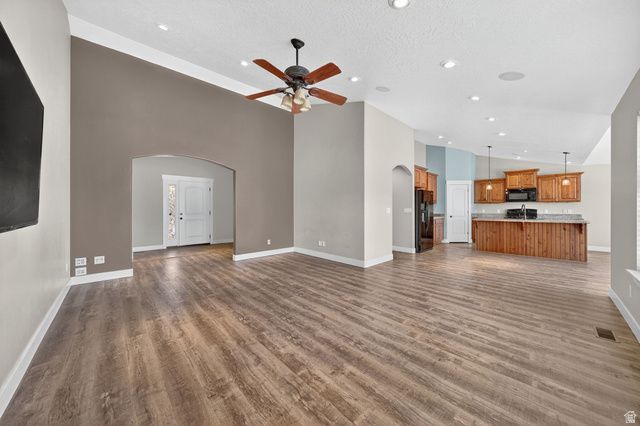 4056 N RUSSELL RD, Eagle Mountain, UT 84005