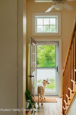 1693 New York 32, Saugerties, NY 12477