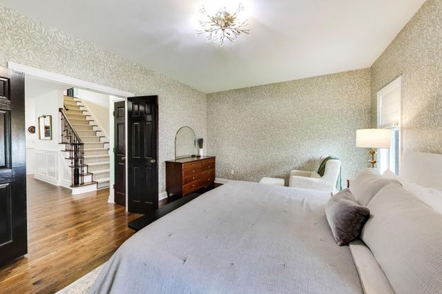 1916 Maplewood Lane, Munster, IN 46321