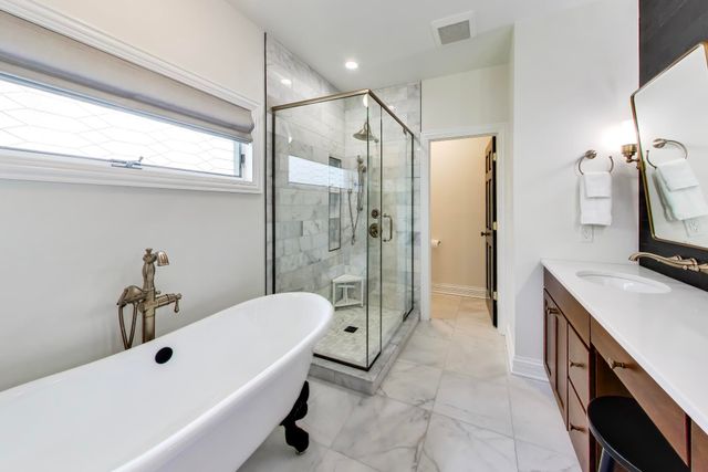 1916 Maplewood Lane, Munster, IN 46321