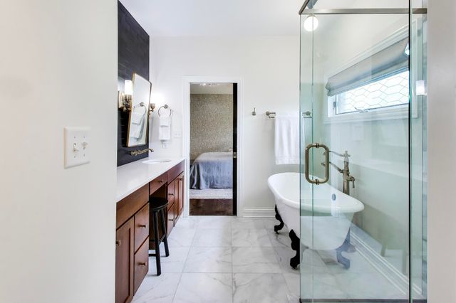 1916 Maplewood Lane, Munster, IN 46321