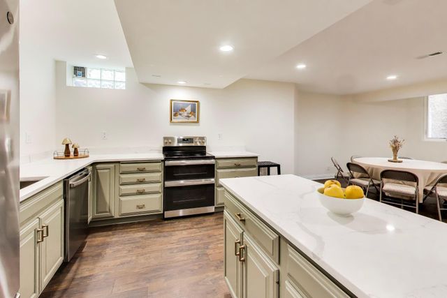 1916 Maplewood Lane, Munster, IN 46321