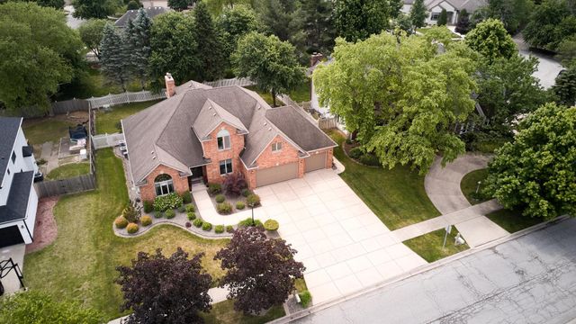 1916 Maplewood Lane, Munster, IN 46321