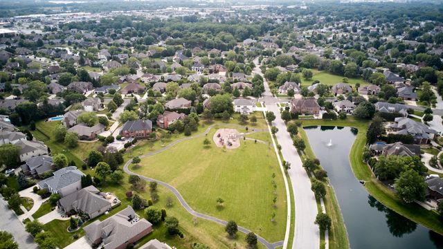 1916 Maplewood Lane, Munster, IN 46321
