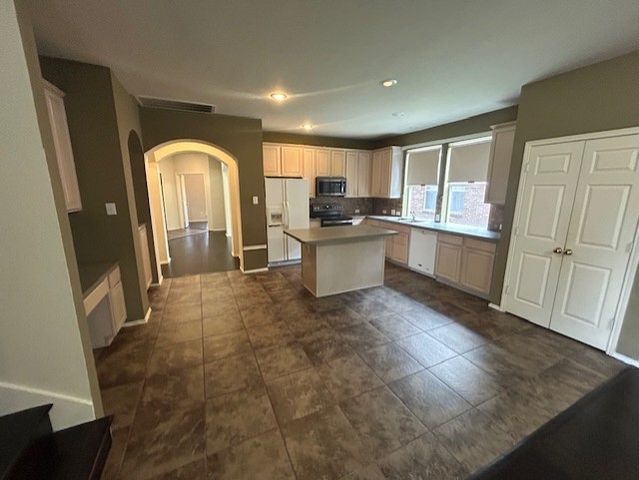 7215 Park Hill Trail, Sachse, TX 75048