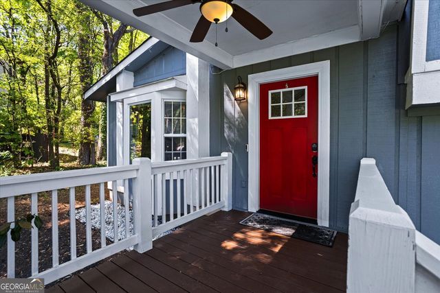 2592 Twin Oaks Drive SW, Marietta, GA 30064