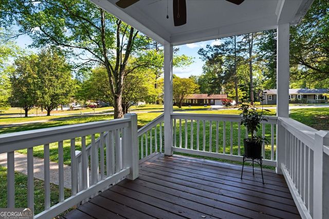 2592 Twin Oaks Drive SW, Marietta, GA 30064