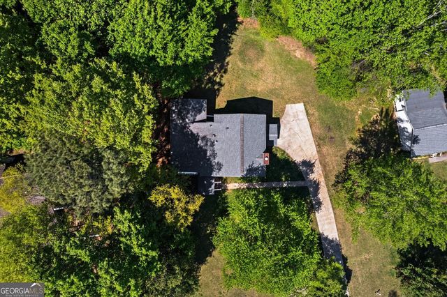 2592 Twin Oaks Drive SW, Marietta, GA 30064